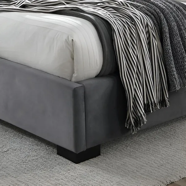 windsor grand wingback bed windsor grand wingback bed
